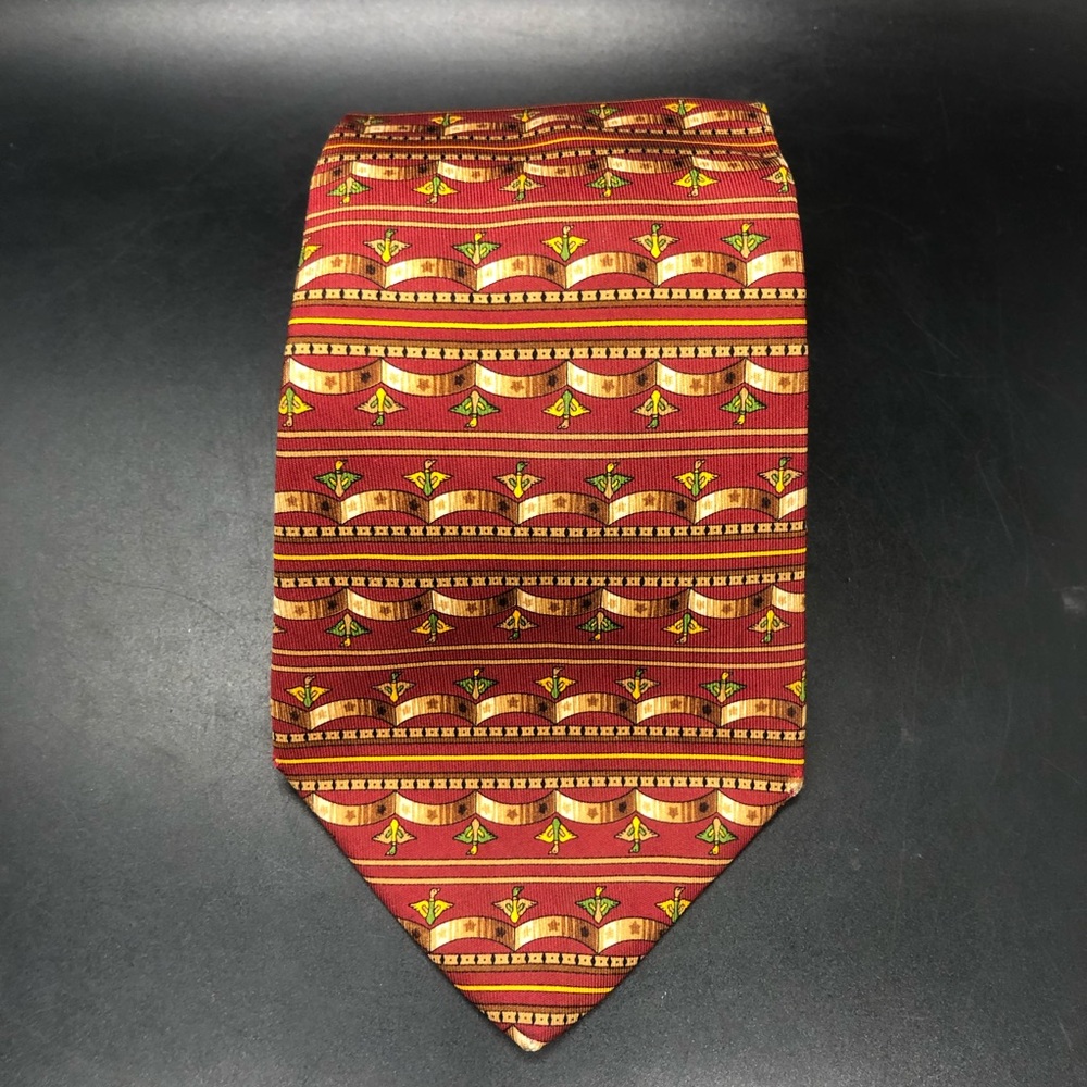 Vintage Salvatore Ferragamo red duck ducks printed 100% silk necktie tie